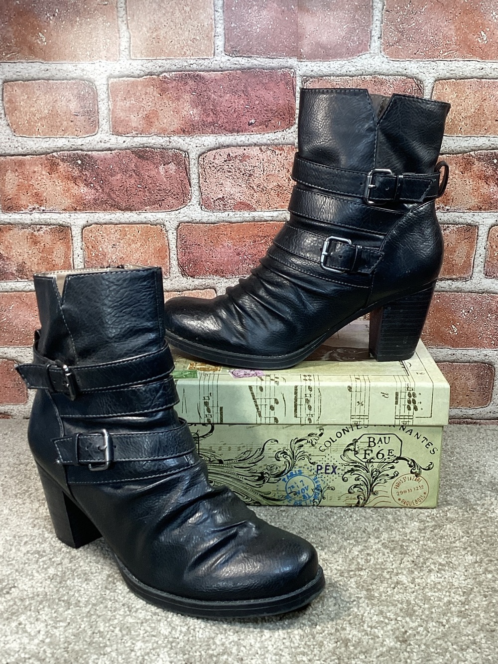 Natural Soul Carma women’s heel ankle boots size 8.5